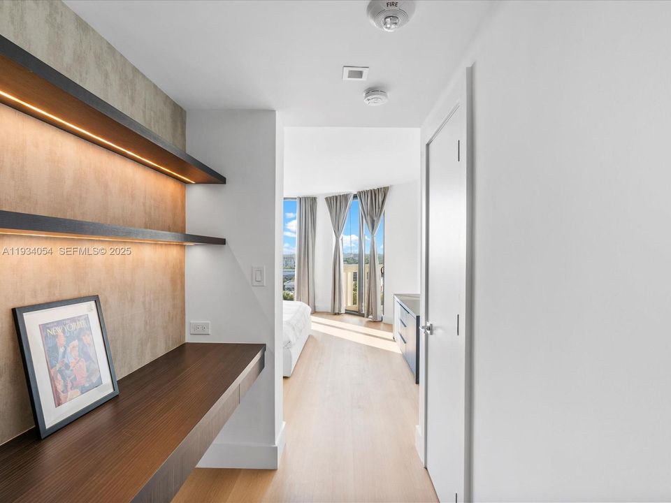 For Sale: $725,000 (2 beds, 2 baths, 1564 Square Feet)