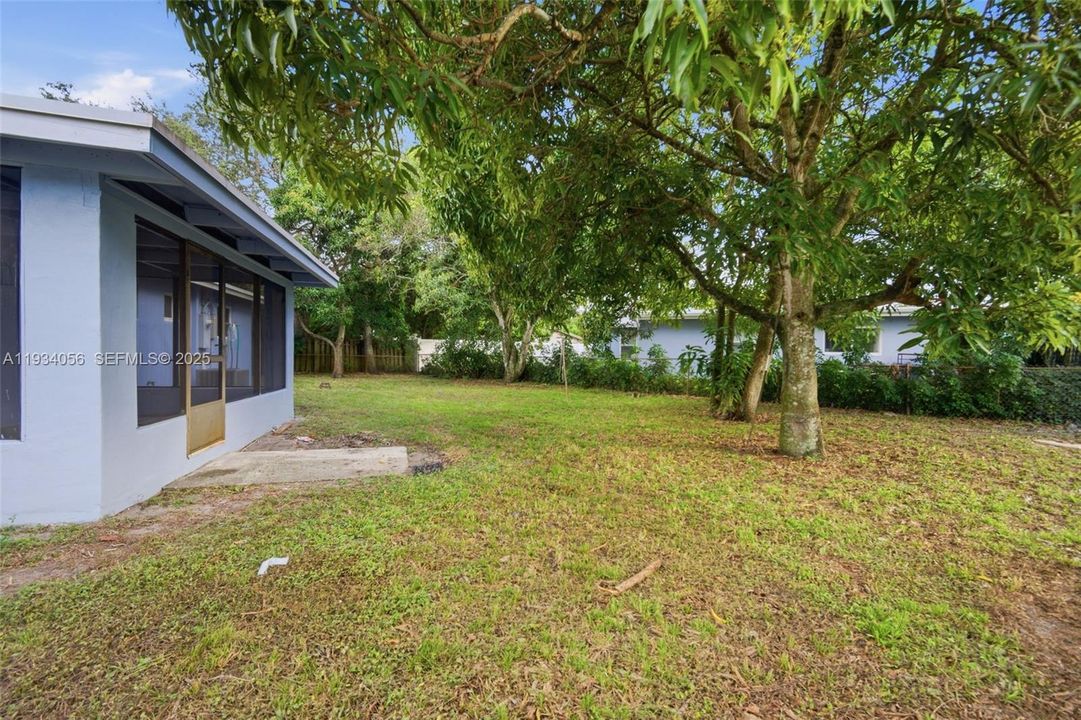 En Venta: $589,000 (3 camas, 2 baños, 1176 Pies cuadrados)