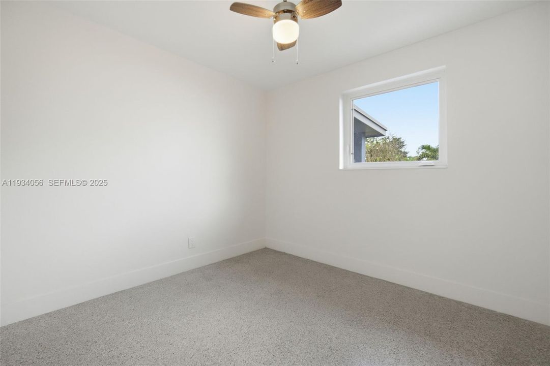 En Venta: $589,000 (3 camas, 2 baños, 1176 Pies cuadrados)