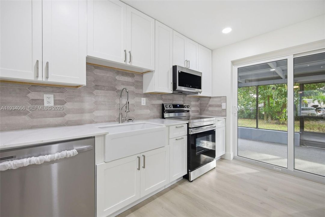 En Venta: $589,000 (3 camas, 2 baños, 1176 Pies cuadrados)