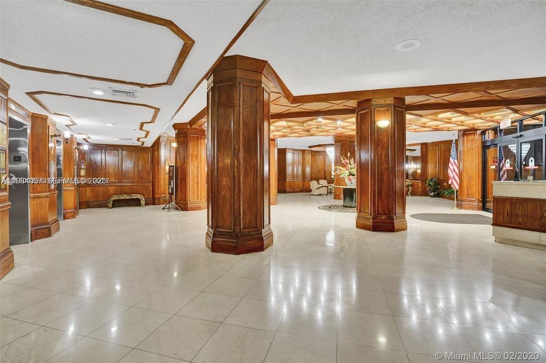 出租: $2,350 (1 贝兹, 2 浴室, 1300 平方英尺)