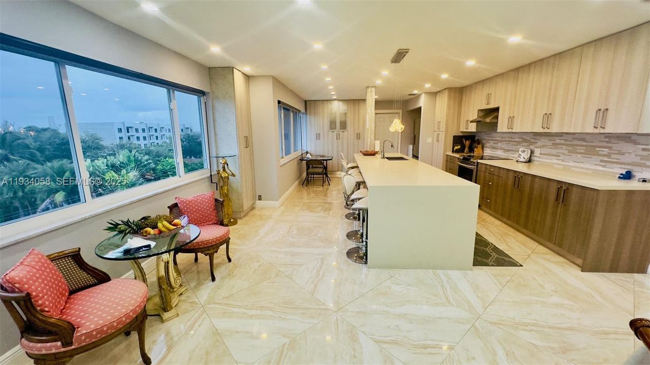 For Rent: $3,725 (2 beds, 2 baths, 1700 Square Feet)