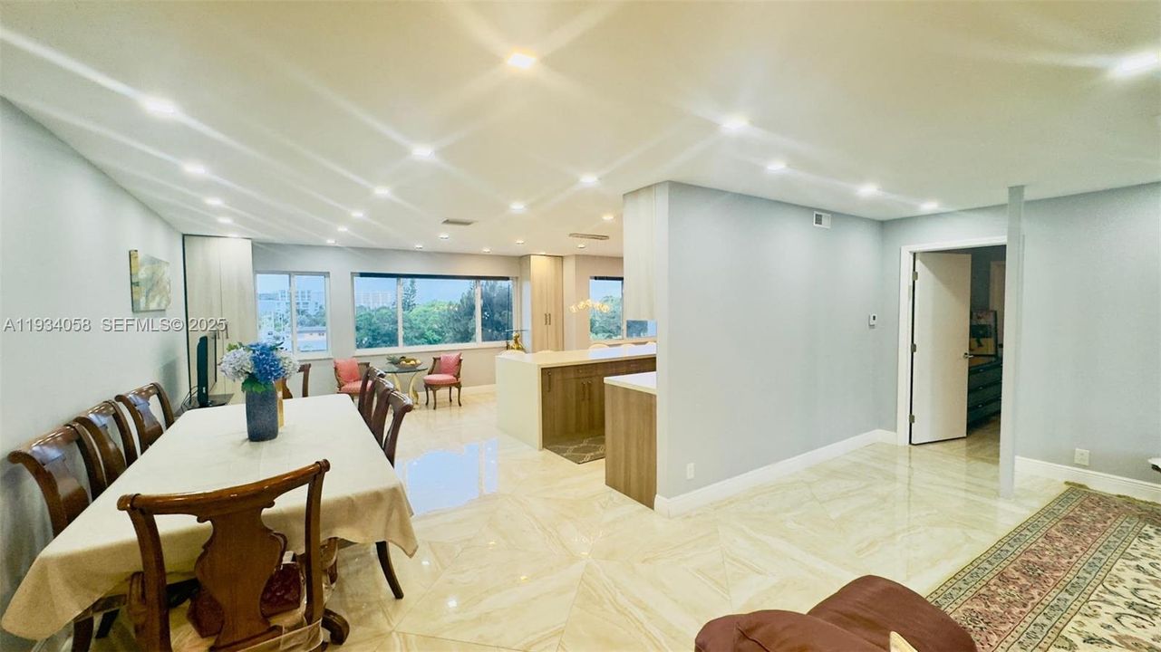 For Rent: $3,725 (2 beds, 2 baths, 1700 Square Feet)