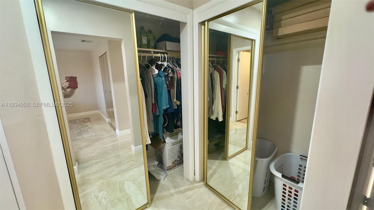 For Rent: $3,725 (2 beds, 2 baths, 1700 Square Feet)