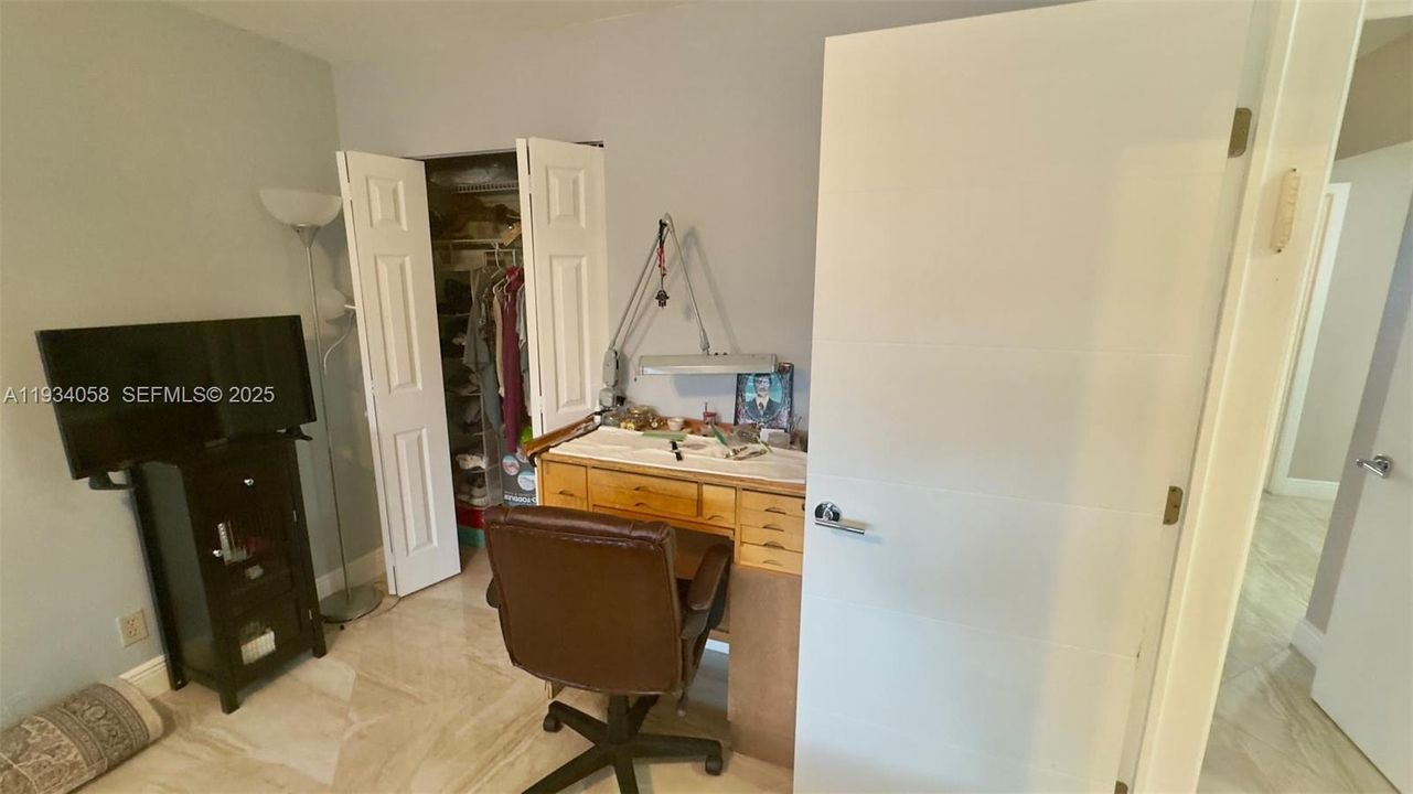 For Rent: $3,725 (2 beds, 2 baths, 1700 Square Feet)