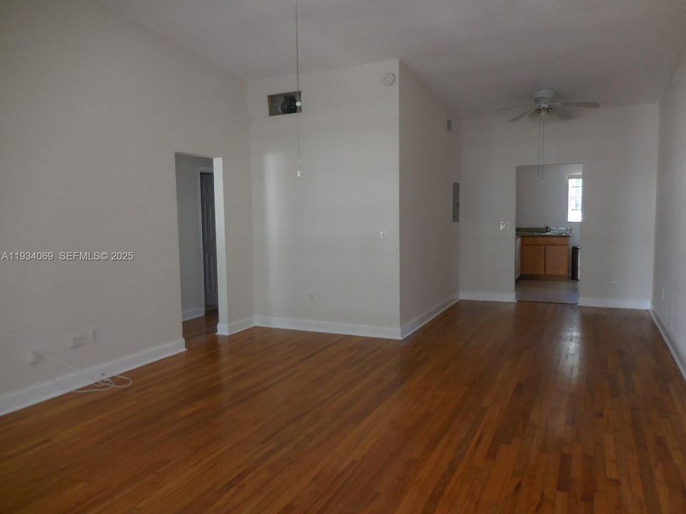 En Renta: $2,800 (2 camas, 2 baños, 1080 Pies cuadrados)