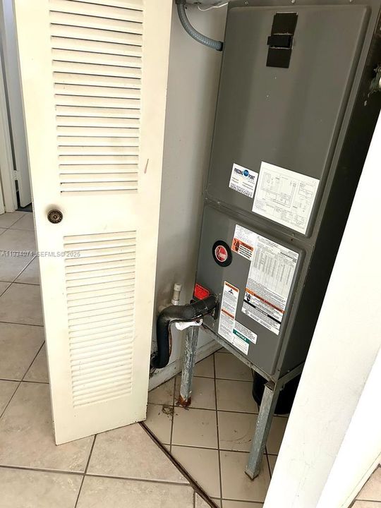 В аренду: $3,199 (3 спален, 2 ванн, 1401 Квадратных фут)