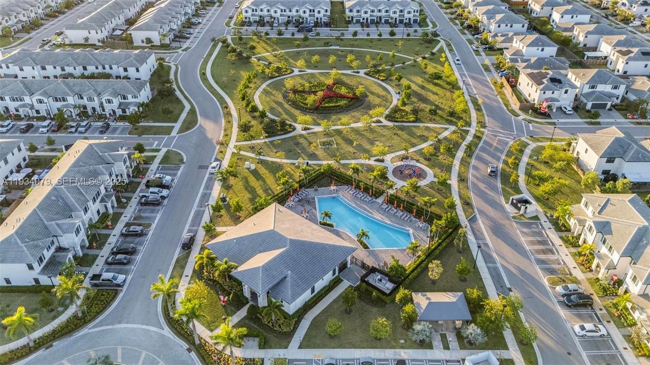 For Sale: $360,000 (3 beds, 2 baths, 1483 Square Feet)