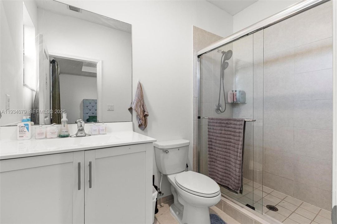 For Sale: $360,000 (3 beds, 2 baths, 1483 Square Feet)