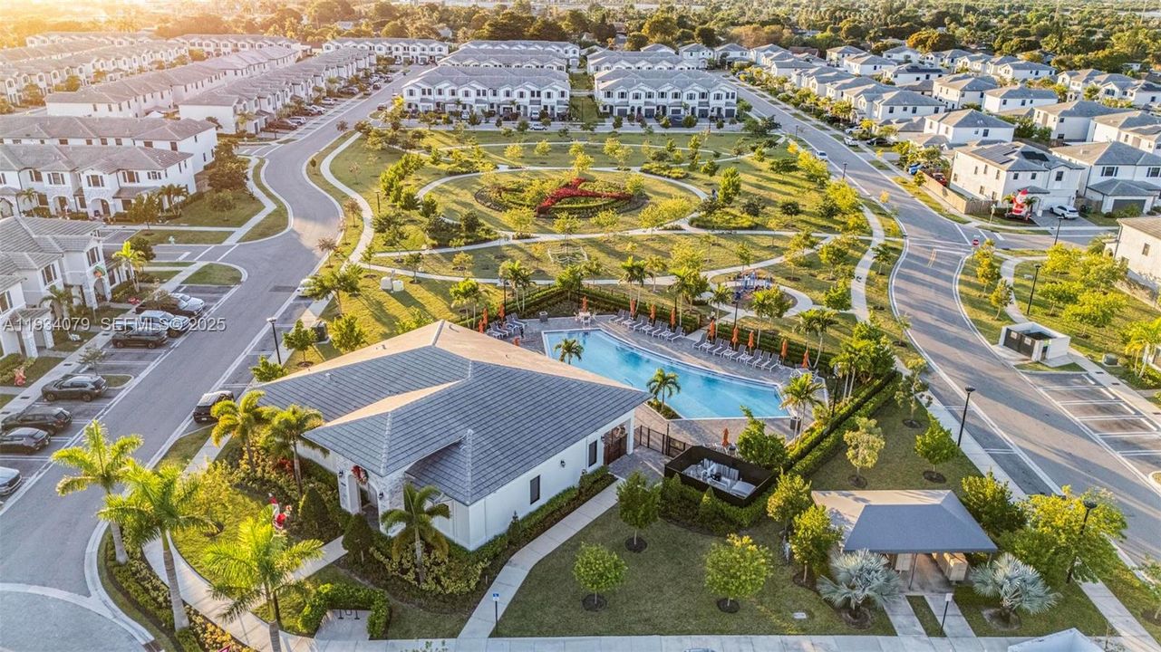 For Sale: $360,000 (3 beds, 2 baths, 1483 Square Feet)