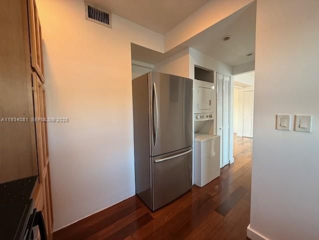 For Rent: $1,850 (1 beds, 1 baths, 745 Square Feet)