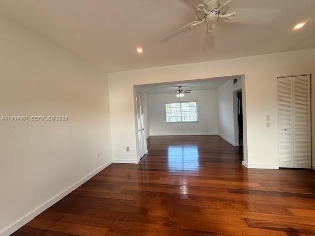 For Rent: $1,850 (1 beds, 1 baths, 745 Square Feet)