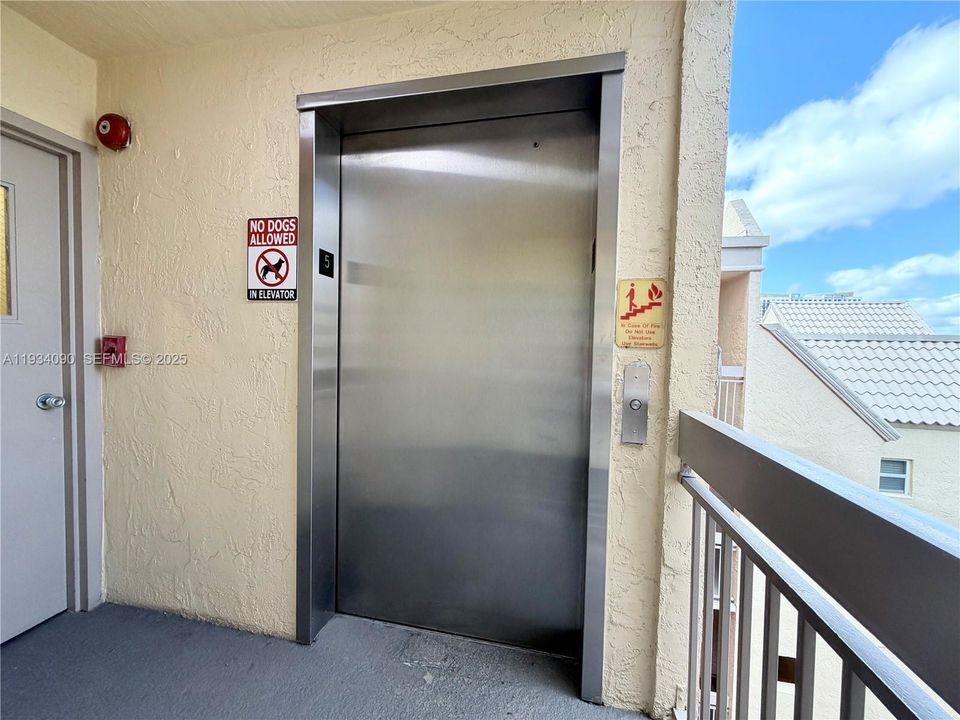 Modern elevator