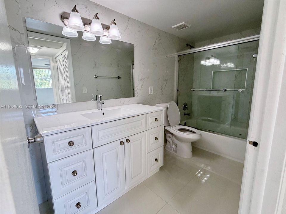 Fully remodeled bathroom