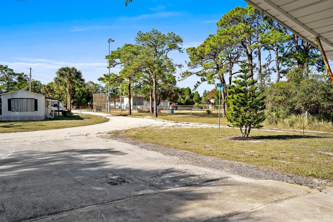 7990-129th-Pl-HigMedia-040