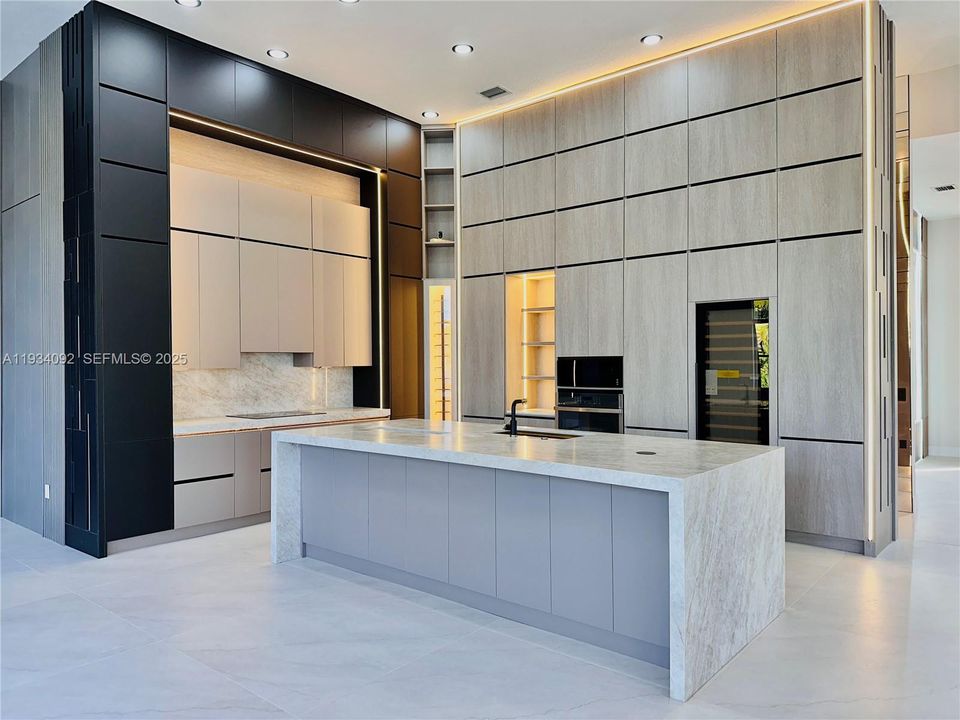 En Venta: $2,285,000 (6 camas, 5 baños, 0 Pies cuadrados)