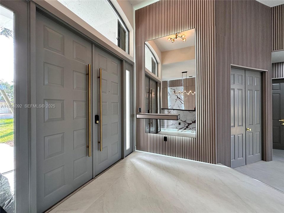 En Venta: $2,285,000 (6 camas, 5 baños, 0 Pies cuadrados)