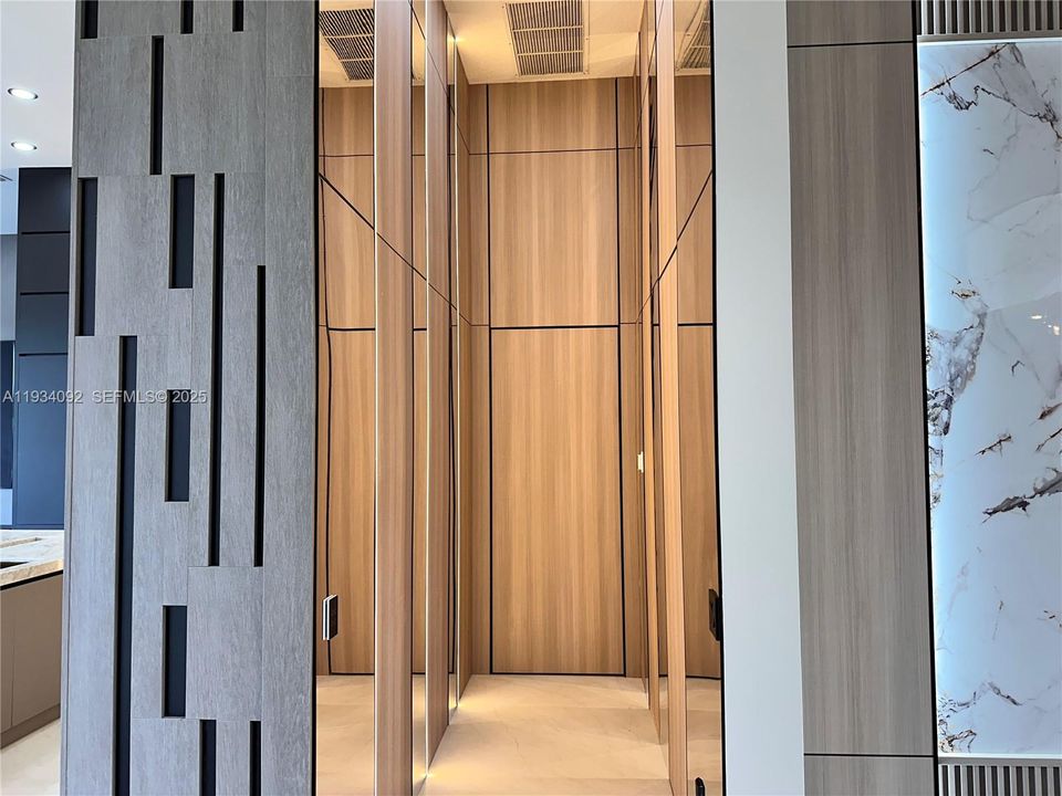 En Venta: $2,285,000 (6 camas, 5 baños, 0 Pies cuadrados)