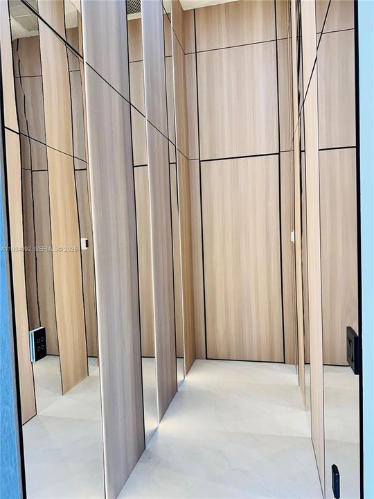 En Venta: $2,285,000 (6 camas, 5 baños, 0 Pies cuadrados)