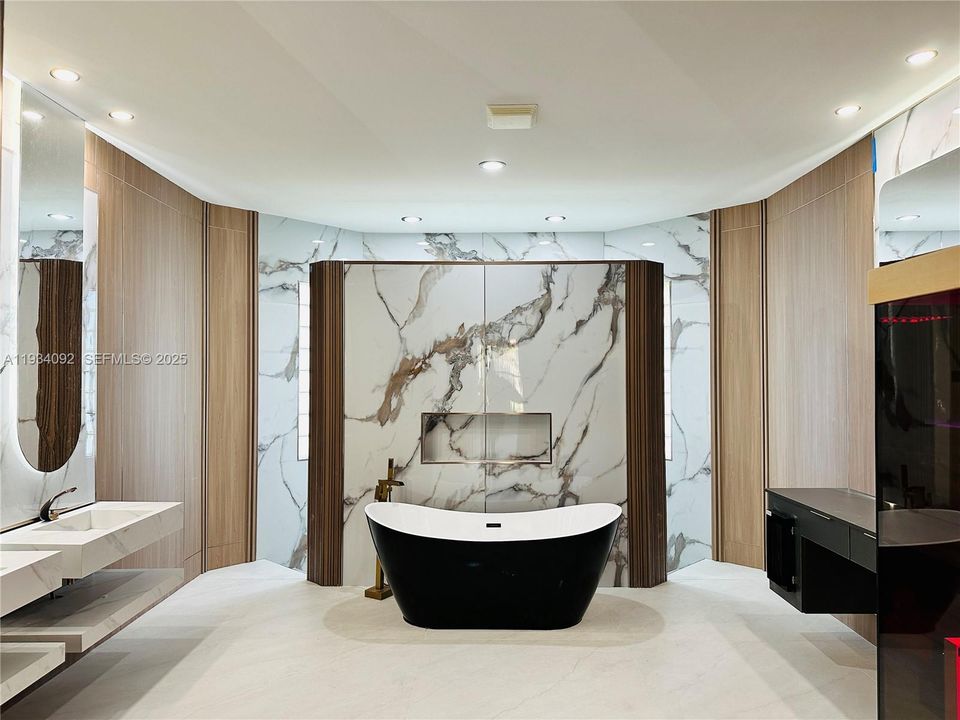 En Venta: $2,285,000 (6 camas, 5 baños, 0 Pies cuadrados)