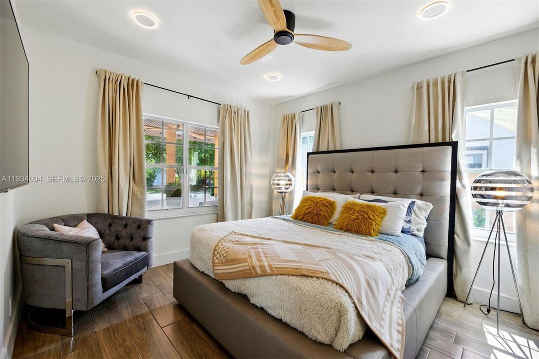 En Renta: $8,000 (3 camas, 3 baños, 1670 Pies cuadrados)