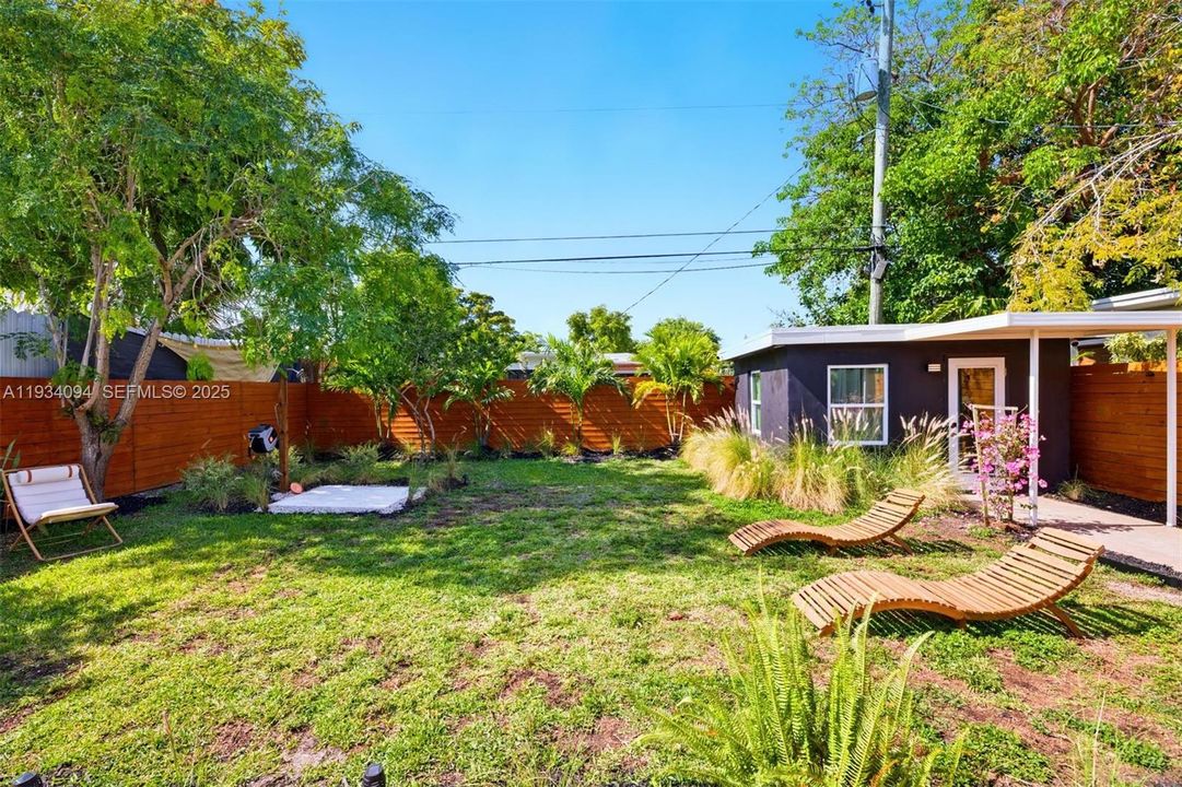 En Renta: $8,000 (3 camas, 3 baños, 1670 Pies cuadrados)