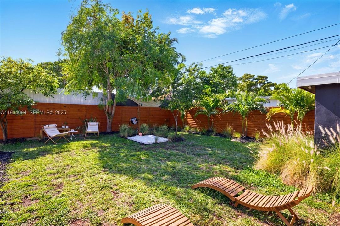 En Renta: $8,000 (3 camas, 3 baños, 1670 Pies cuadrados)