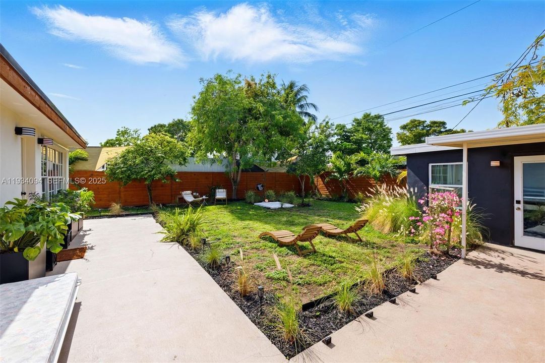 En Renta: $8,000 (3 camas, 3 baños, 1670 Pies cuadrados)