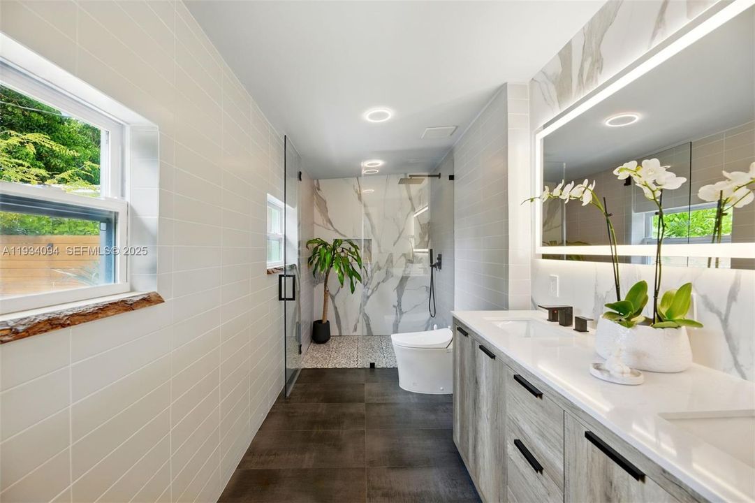 En Renta: $8,000 (3 camas, 3 baños, 1670 Pies cuadrados)