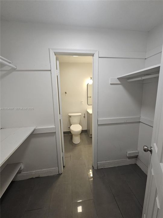 出租: $2,550 (3 贝兹, 2 浴室, 0 平方英尺)