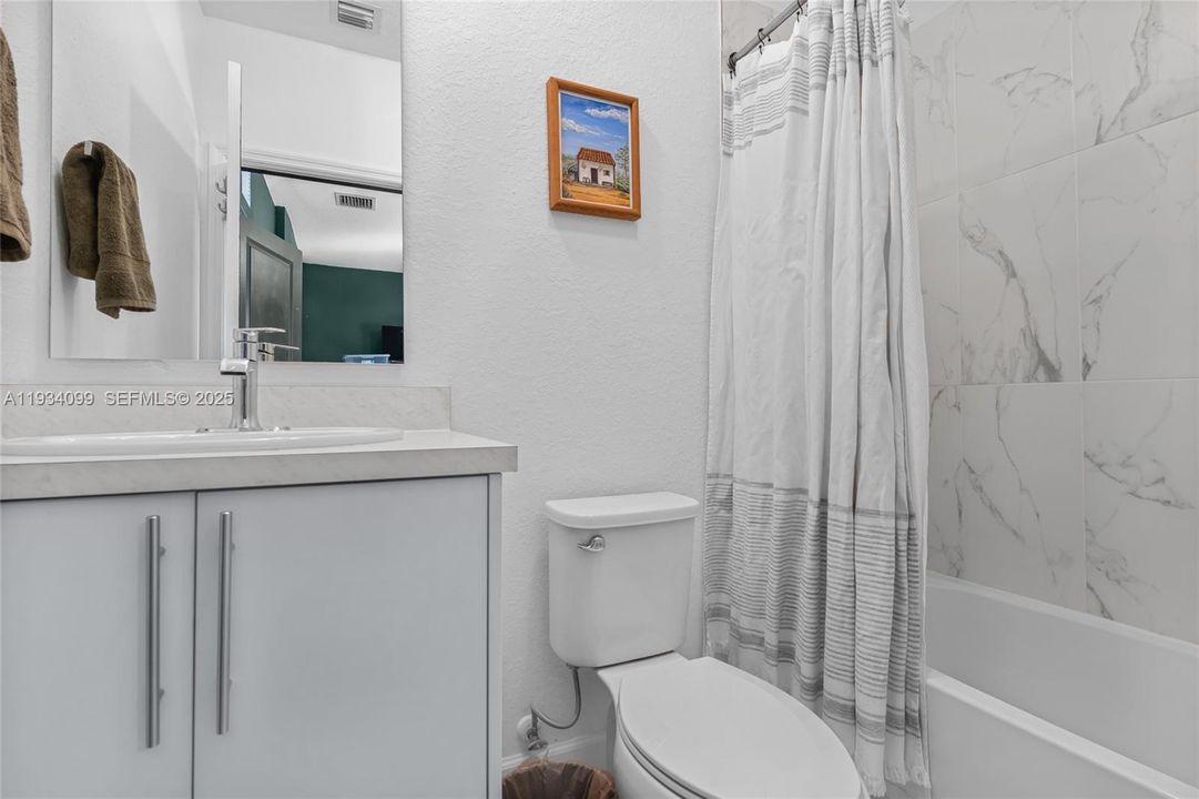 For Rent: $2,600 (4 beds, 3 baths, 1730 Square Feet)