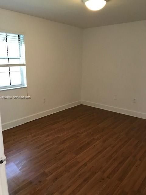 For Sale: $268,000 (2 beds, 2 baths, 1144 Square Feet)