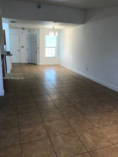 For Sale: $268,000 (2 beds, 2 baths, 1144 Square Feet)