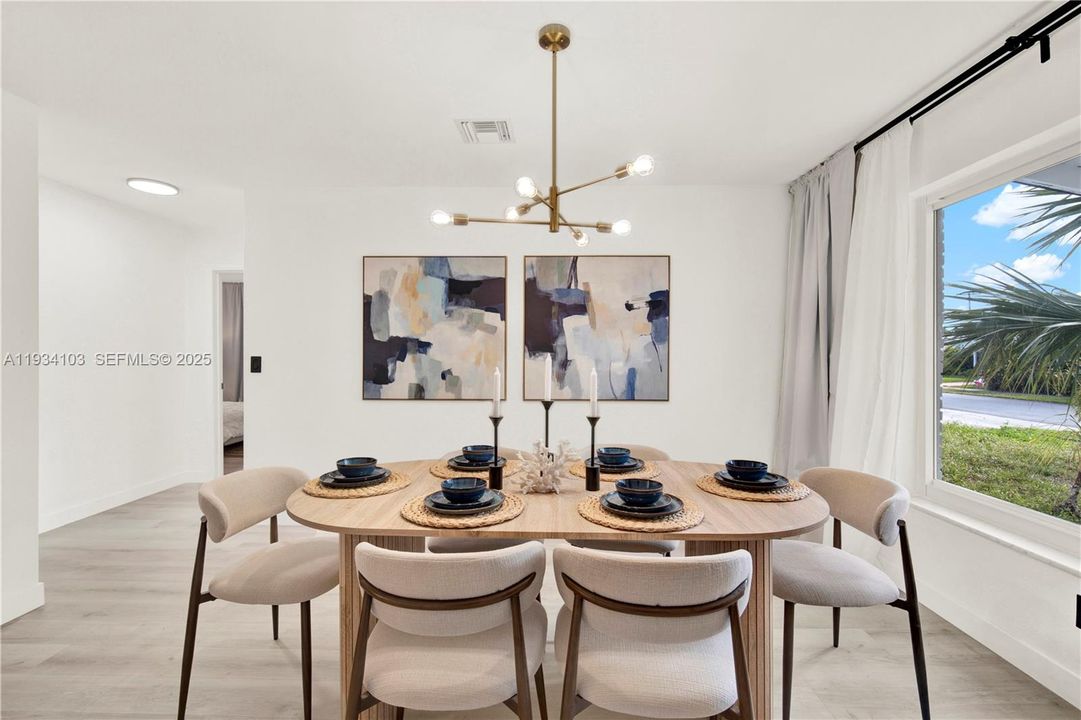 En Venta: $610,000 (3 camas, 3 baños, 1646 Pies cuadrados)