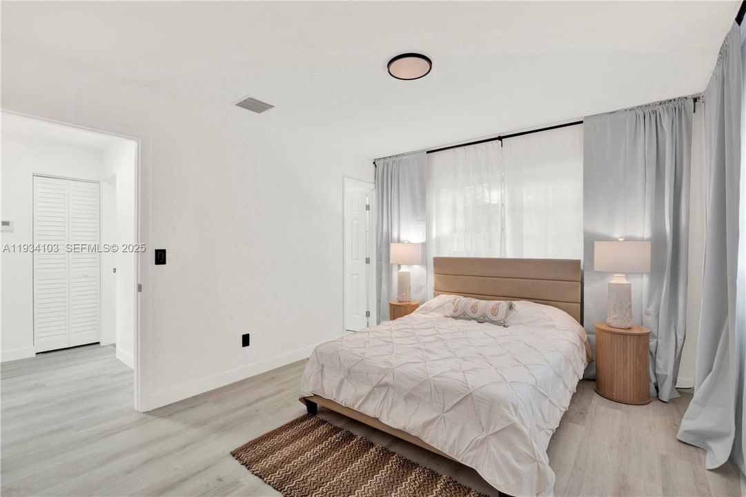 En Venta: $610,000 (3 camas, 3 baños, 1646 Pies cuadrados)