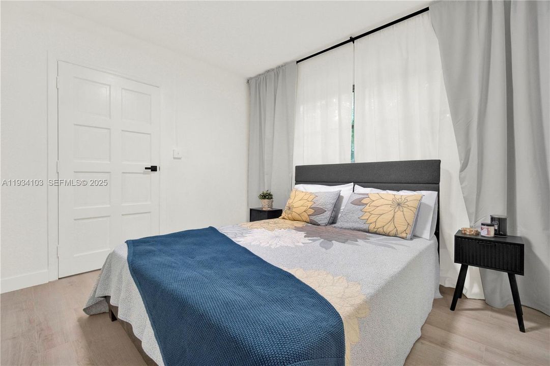 En Venta: $610,000 (3 camas, 3 baños, 1646 Pies cuadrados)