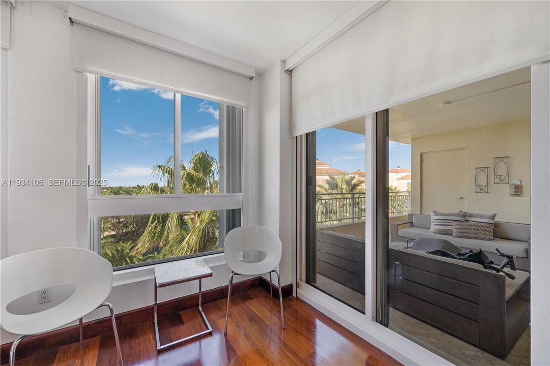 For Rent: $15,977 (3 beds, 4 baths, 3112 Square Feet)