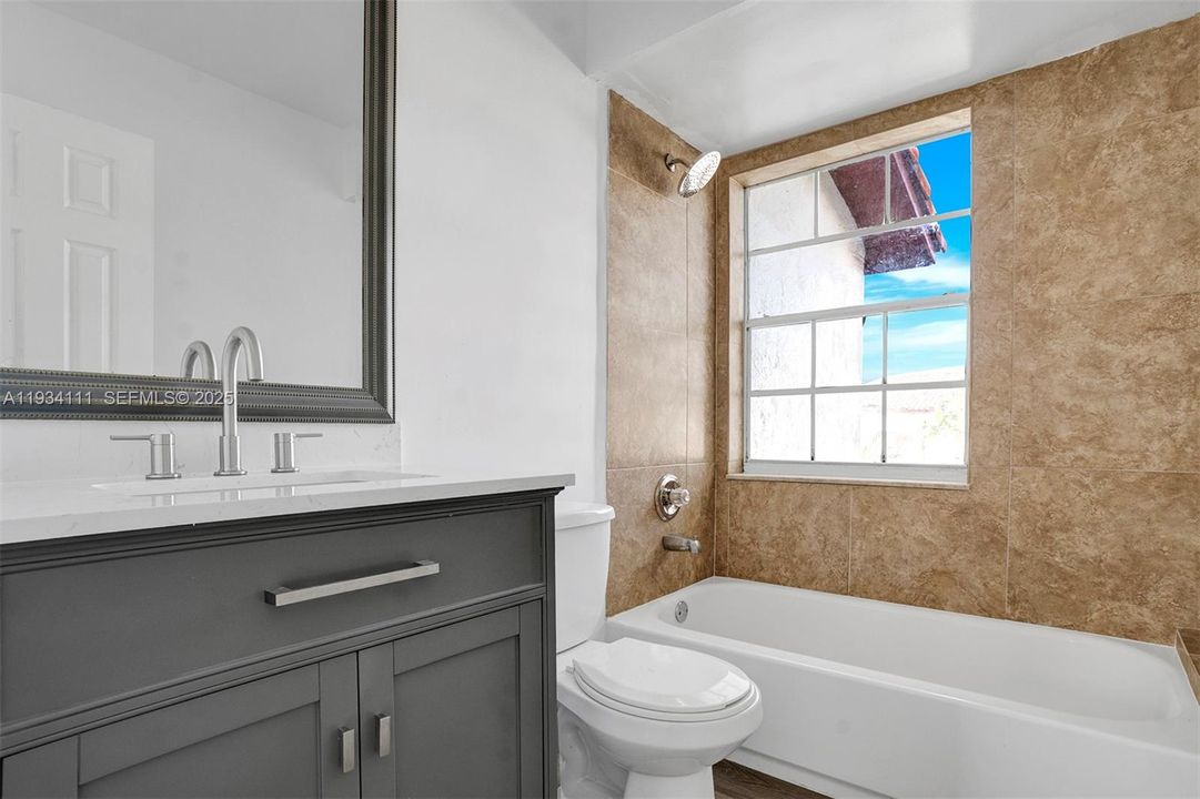 For Rent: $3,000 (2 beds, 2 baths, 1144 Square Feet)