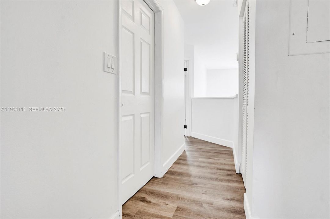 For Rent: $3,000 (2 beds, 2 baths, 1144 Square Feet)