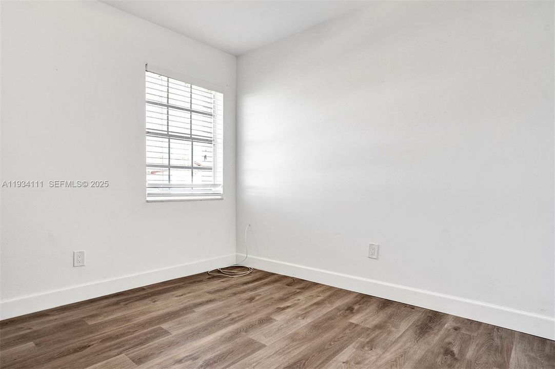 For Rent: $3,000 (2 beds, 2 baths, 1144 Square Feet)