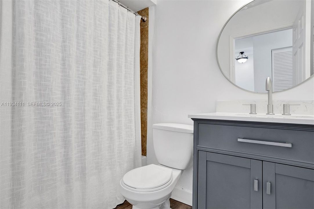 For Rent: $3,000 (2 beds, 2 baths, 1144 Square Feet)