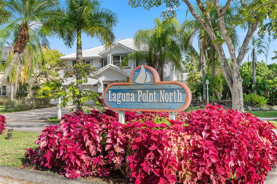 For Rent: $3,200 (3 beds, 2 baths, 1690 Square Feet)