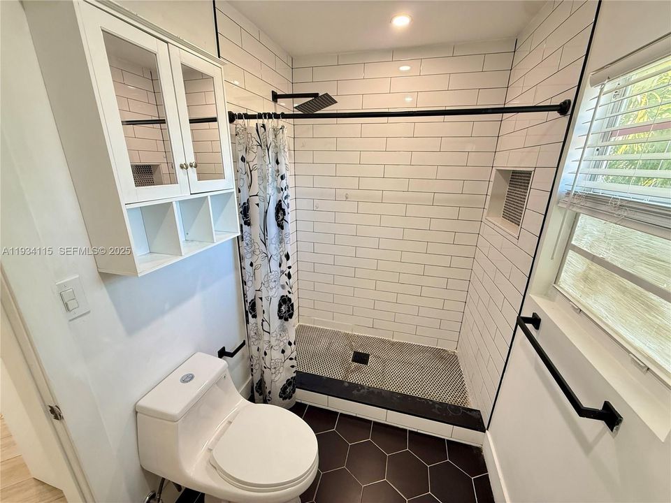 En Renta: $2,295 (2 camas, 1 baños, 800 Pies cuadrados)