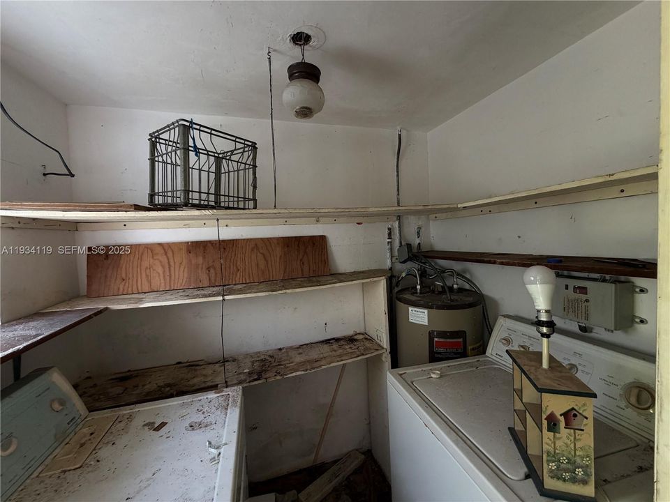 For Sale: $150,000 (2 beds, 2 baths, 1112 Square Feet)