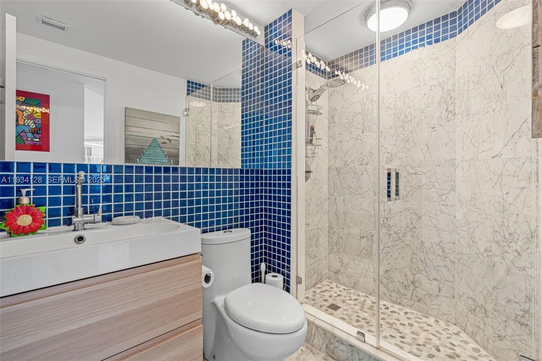 В аренду: $7,000 (3 спален, 3 ванн, 2370 Квадратных фут)