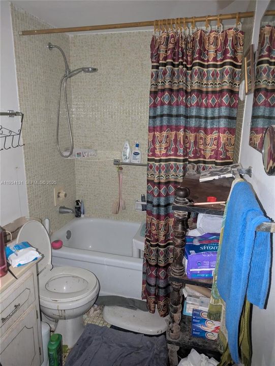 待售: $99,000 (2 贝兹, 2 浴室, 983 平方英尺)