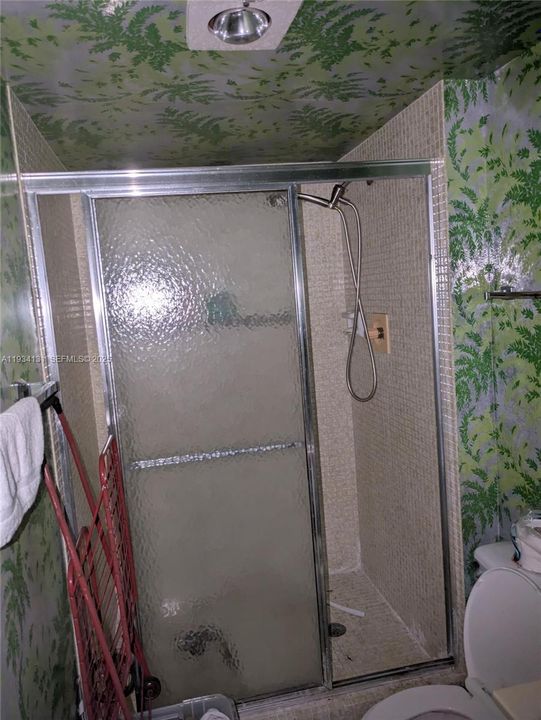 待售: $99,000 (2 贝兹, 2 浴室, 983 平方英尺)