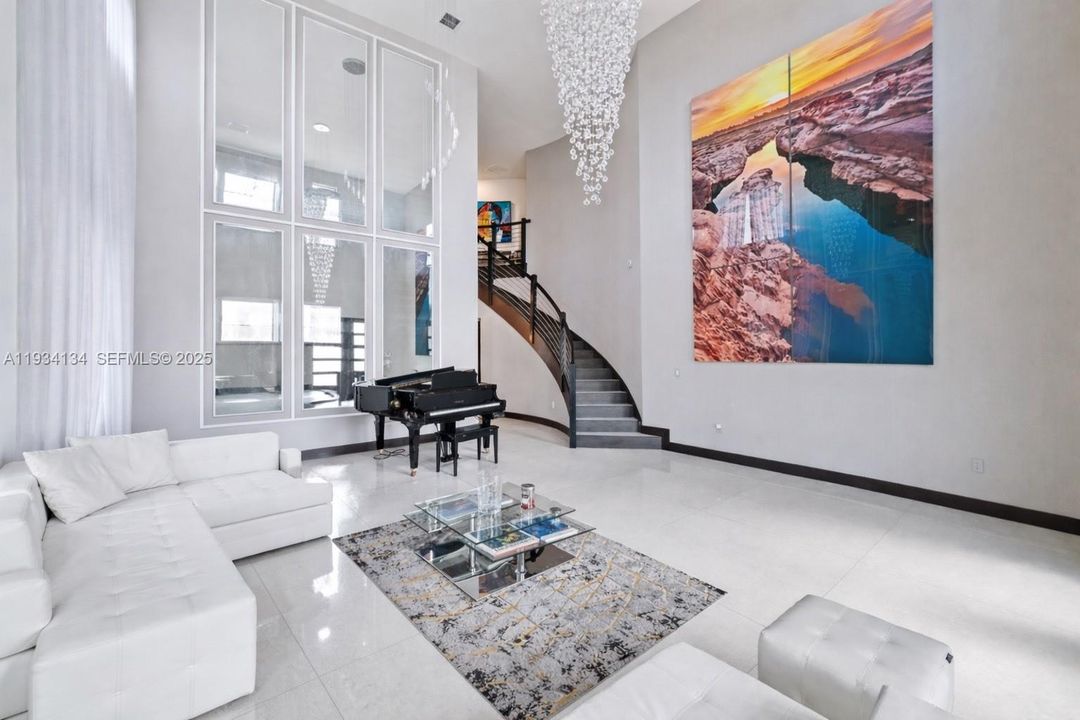 En Venta: $1,199,000 (4 camas, 3 baños, 2847 Pies cuadrados)