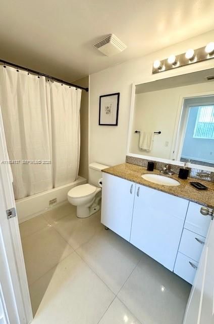 出租: $4,100 (3 贝兹, 2 浴室, 1146 平方英尺)