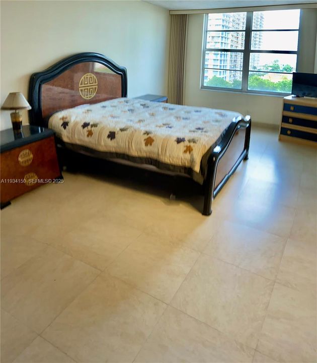 En Renta: $3,250 (2 camas, 2 baños, 1525 Pies cuadrados)